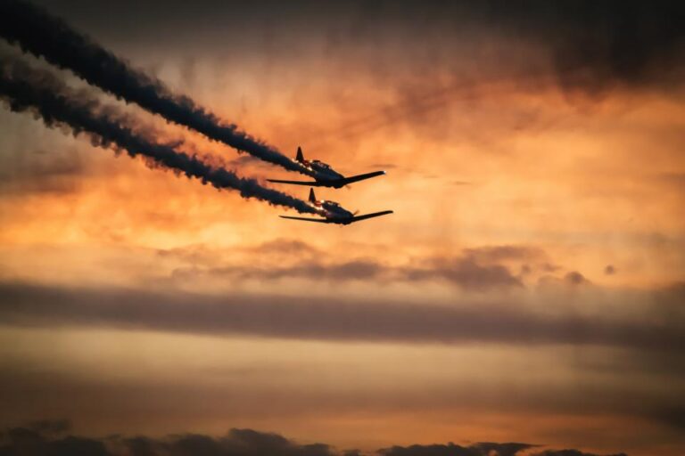 Airplanes Jets
